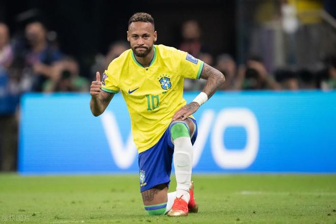 包含内马尔赛事官方发布绝杀新规，篮网争议不断！的词条