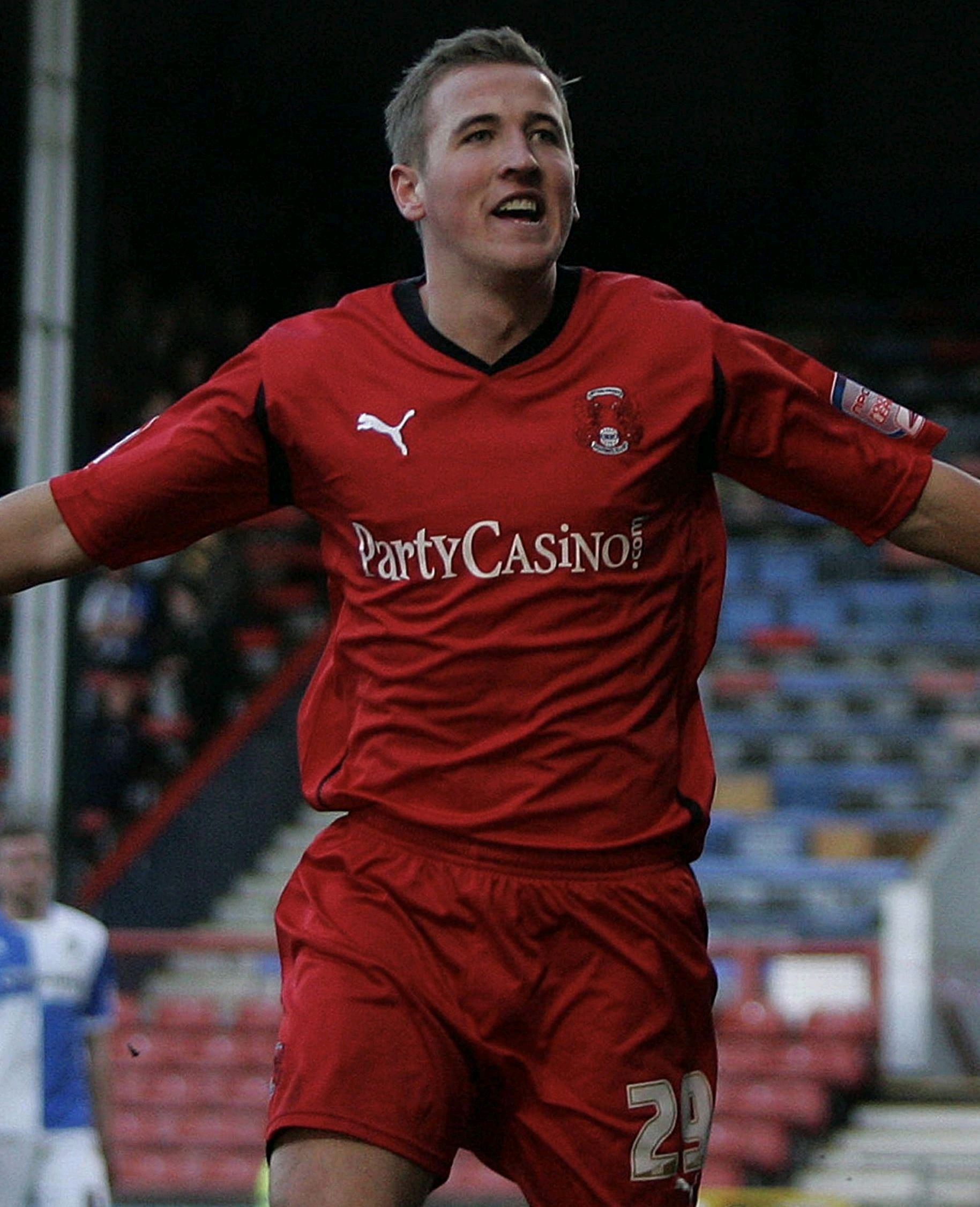 凯恩关键节点突破纪录，利物浦带队取胜！的简单介绍