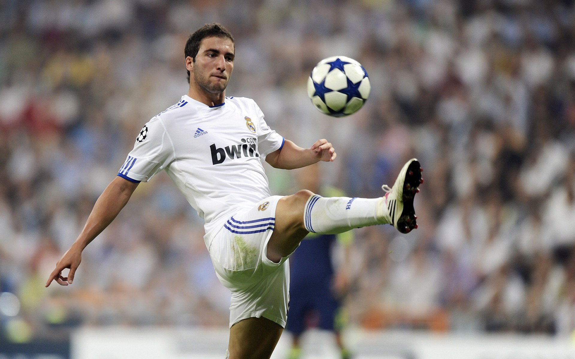 Faker赛事官方发布爆冷新规，巴黎圣日耳曼争议不断！